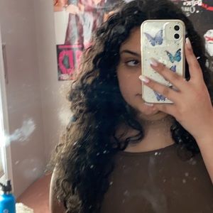 Meet your Posher, Abby